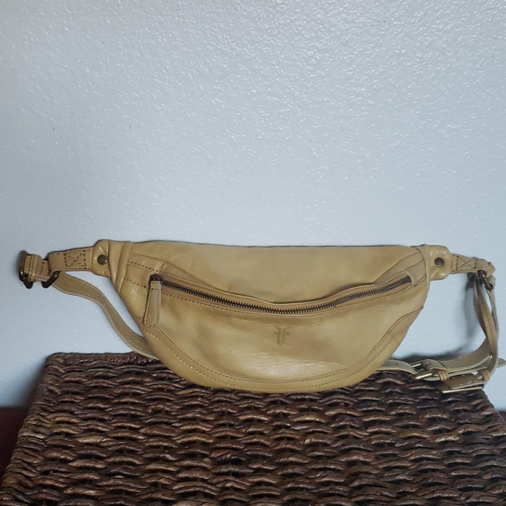 Frye "Madison" Hip/Fanny pack